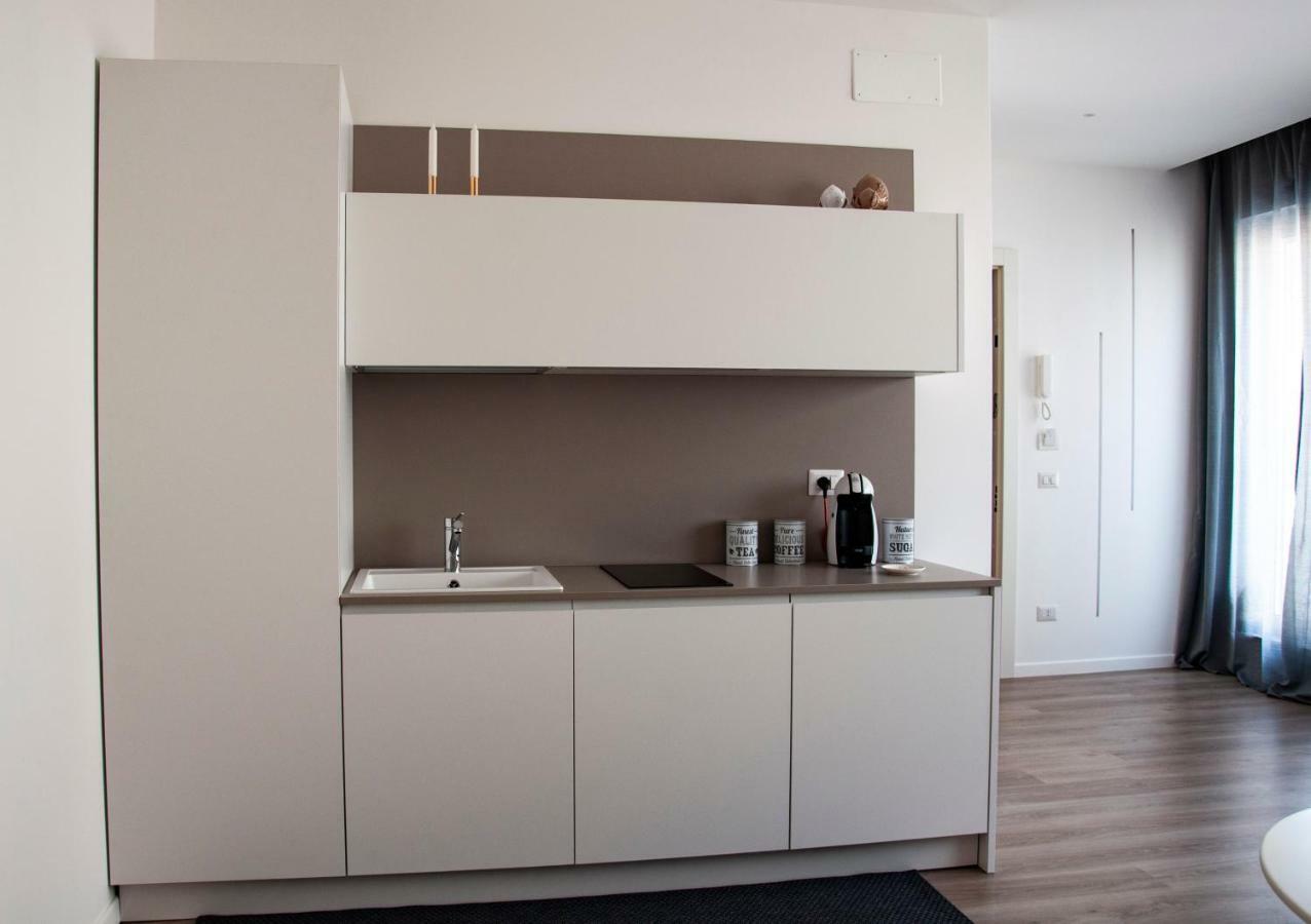 Nicola'S Apartments Bari Luaran gambar