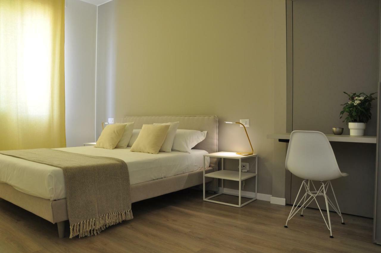 Nicola'S Apartments Bari Luaran gambar