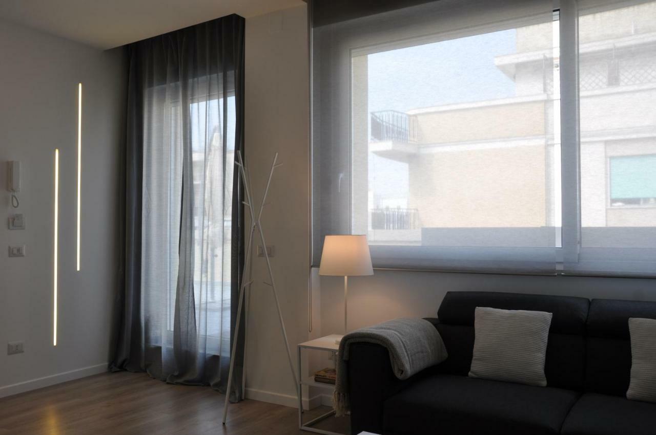 Nicola'S Apartments Bari Luaran gambar
