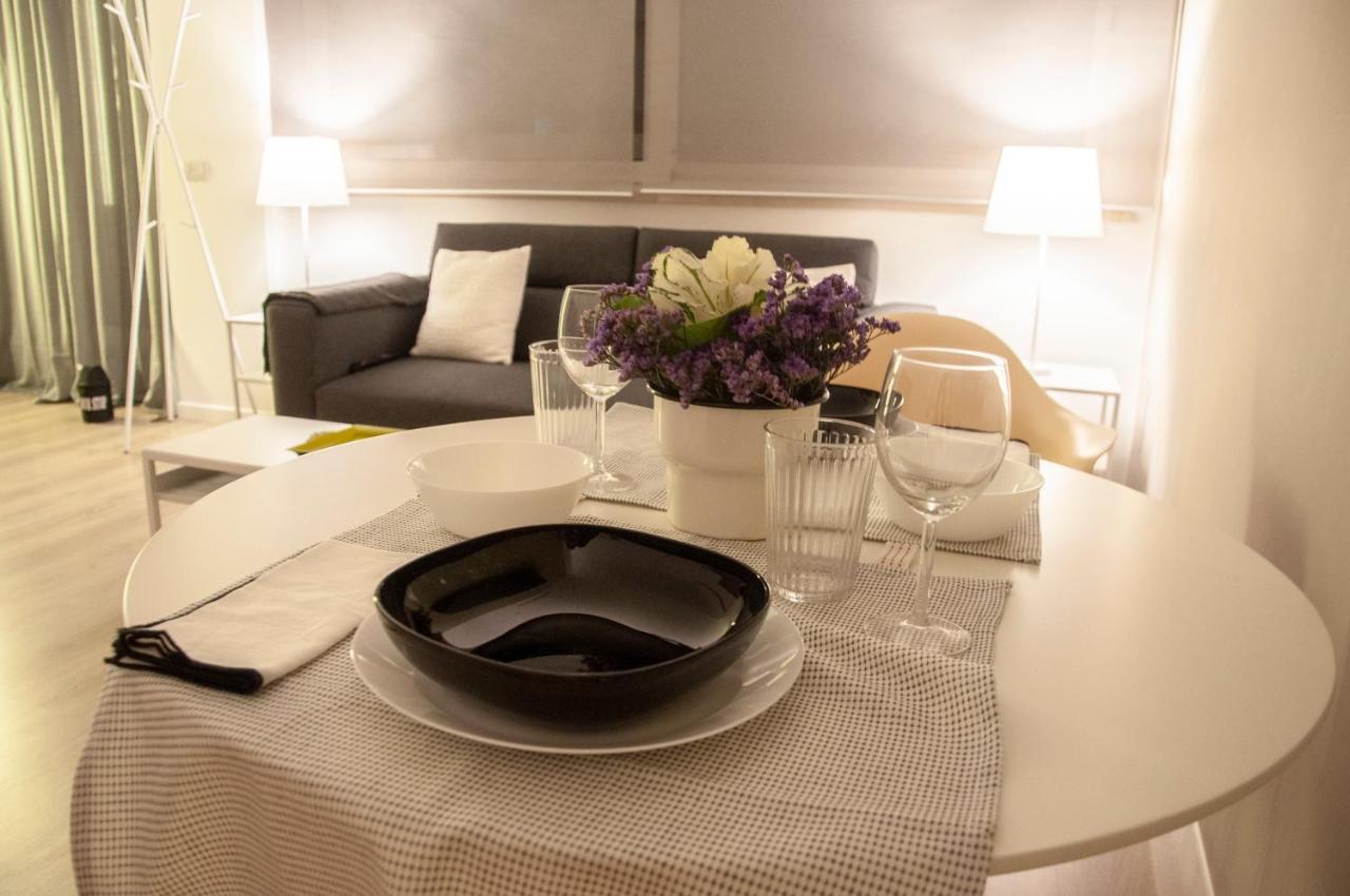 Nicola'S Apartments Bari Luaran gambar